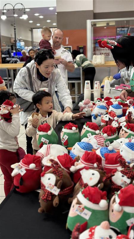 NEX Milk and Cookies with Santa Event a Sweet Treat for All Ages