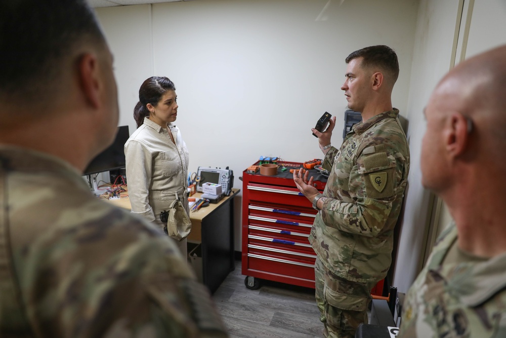 USCENTCOM CTO Visits the ARCENT Innovation and Manufacturing Center
