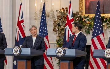 SECWAR, SECSTATE Host Bilat with Australian Counterparts