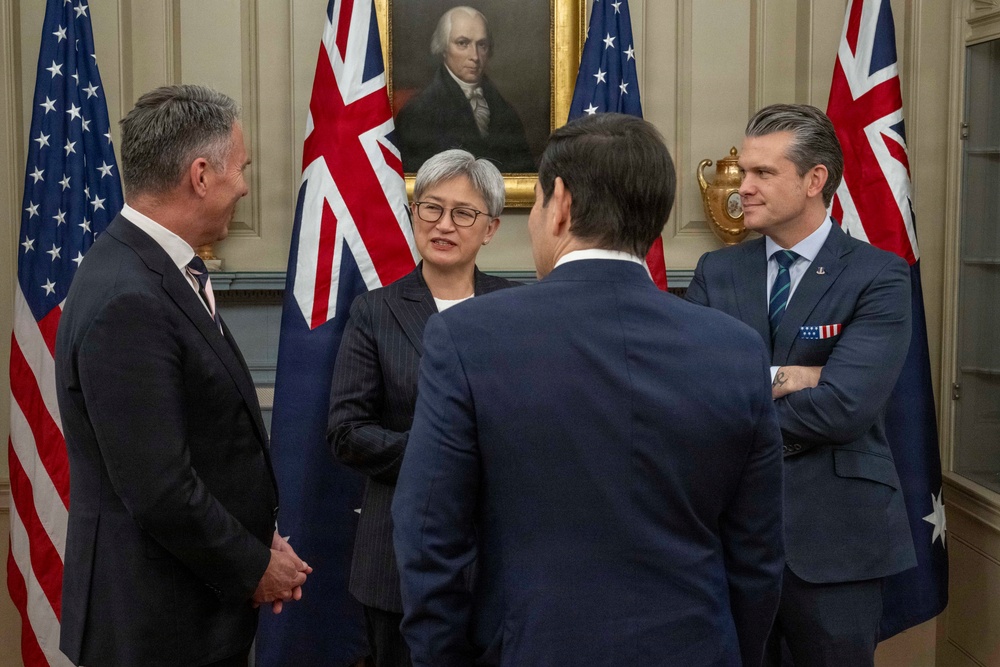 SECWAR, SECSTATE Host Bilat with Australian Counterparts