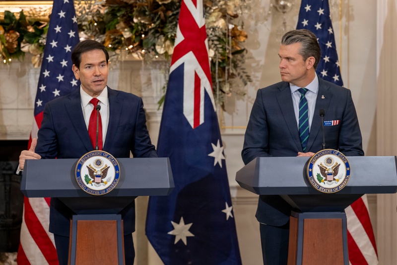 SECWAR, SECSTATE Host Bilat with Australian Counterparts