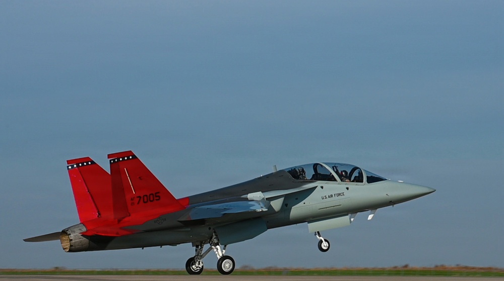 T-7A Red Hawk Arrival