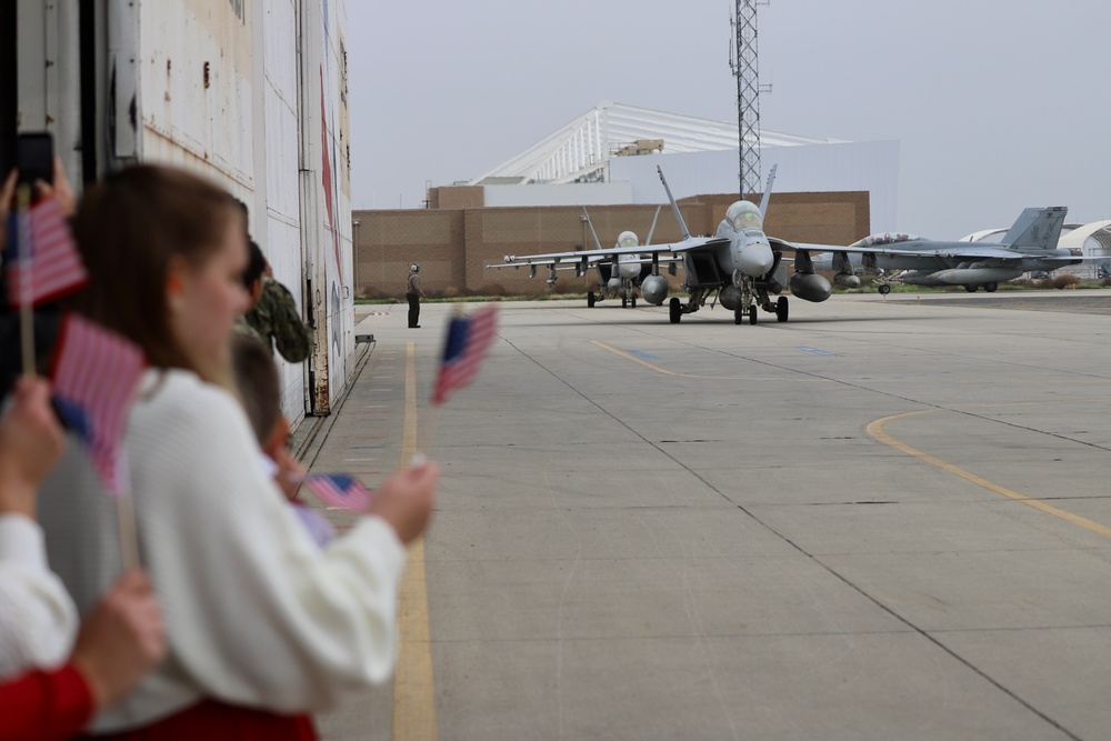 CAG 17 Returns to NAS Lemoore