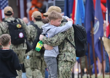 CAG 17 Returns to NAS Lemoore