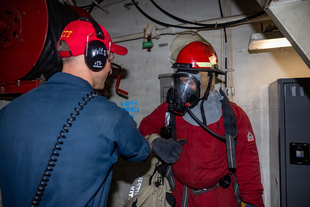 USS San Antonio Conducts Damage Control Training
