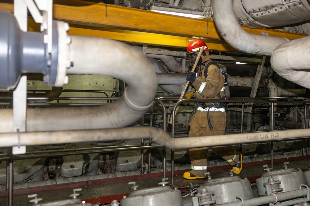 USS San Antonio Conducts Damage Control Training