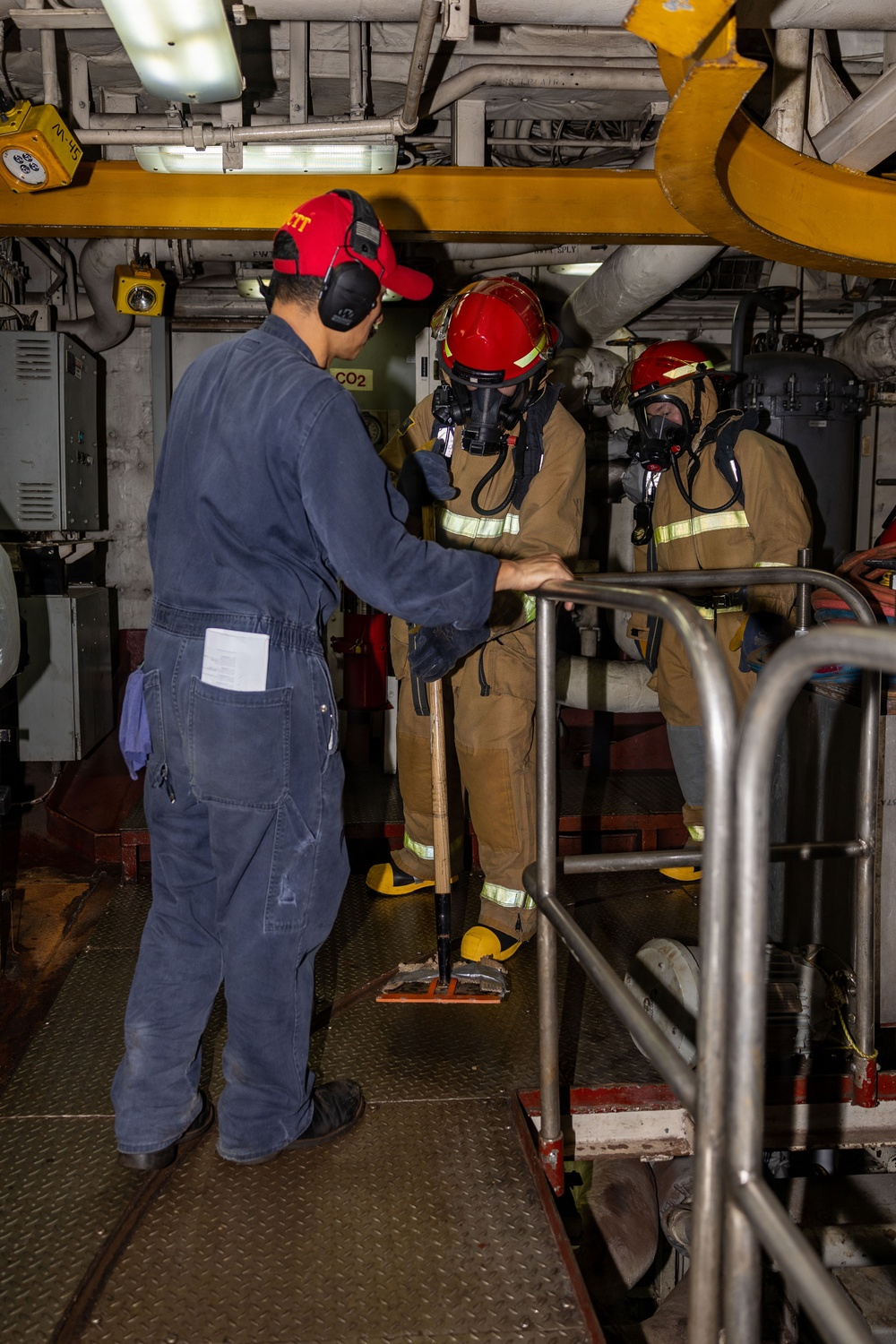 USS San Antonio Conducts Damage Control Training