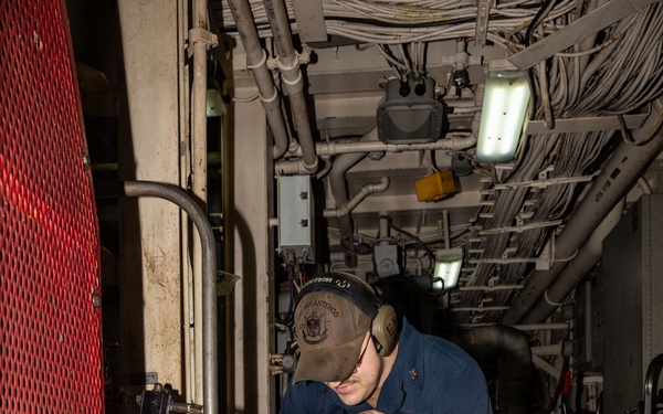 USS San Antonio Conducts a Replenishment-At-Sea