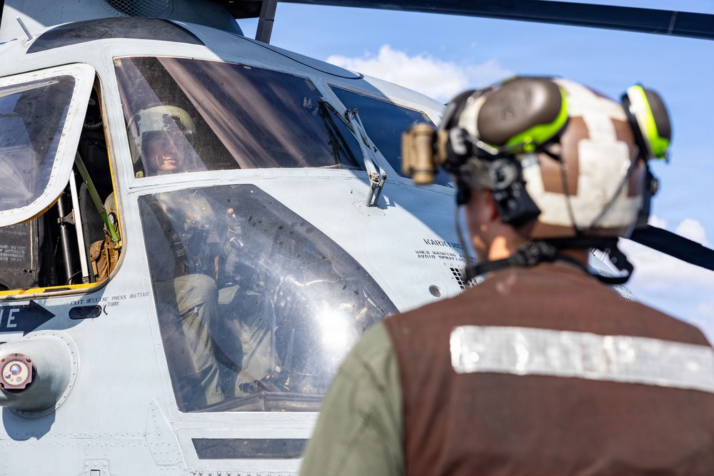 USS San Antonio Conducts Flight Operations
