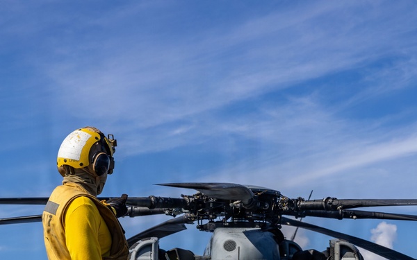 USS San Antonio Conducts Flight Operations