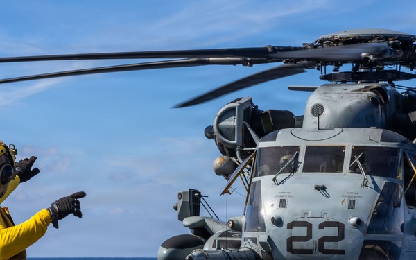 USS San Antonio Conducts Flight Operations