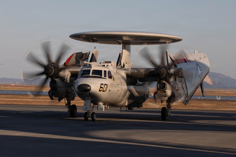 CVW-5 Pilots return to MCAS Iwakuni