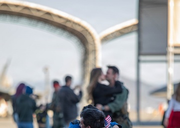 CVW-5 Pilots return to MCAS Iwakuni