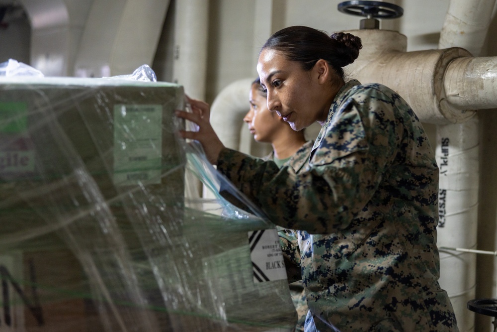 22nd MEU(SOC) | San Antonio Conducts Replenishment-at-sea