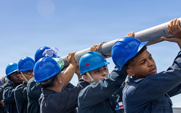 USS San Antonio Conducts Port Transit in St. Thomas, U.S. Virgin Islands
