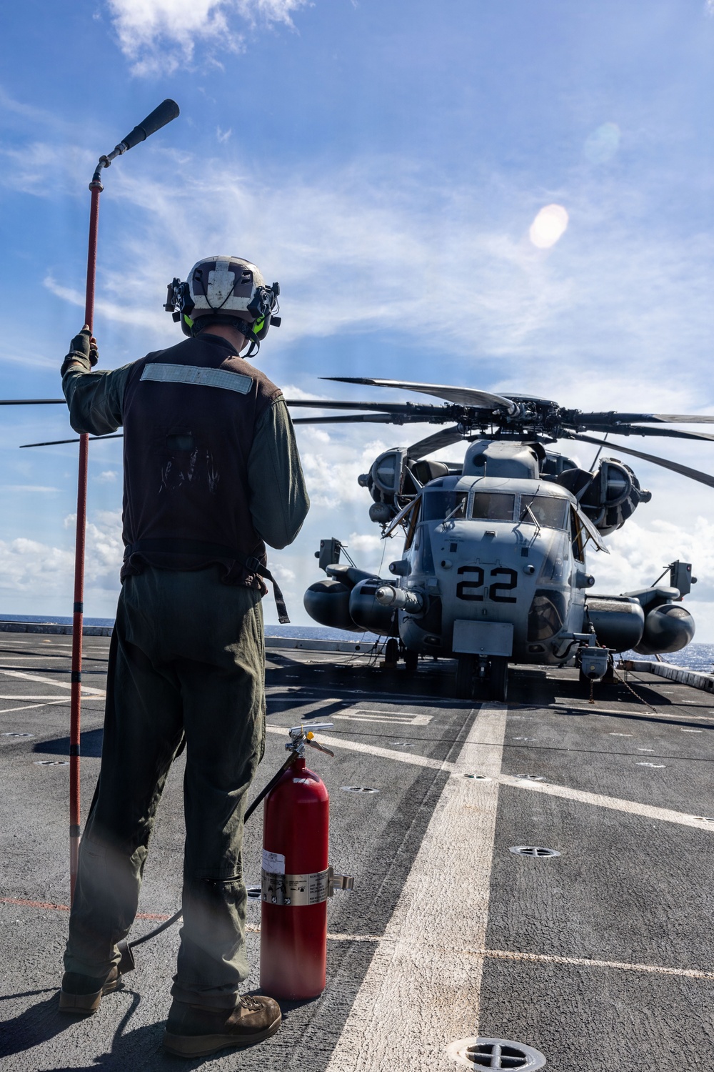 USS San Antonio Conducts Fast Rope Training Evolution
