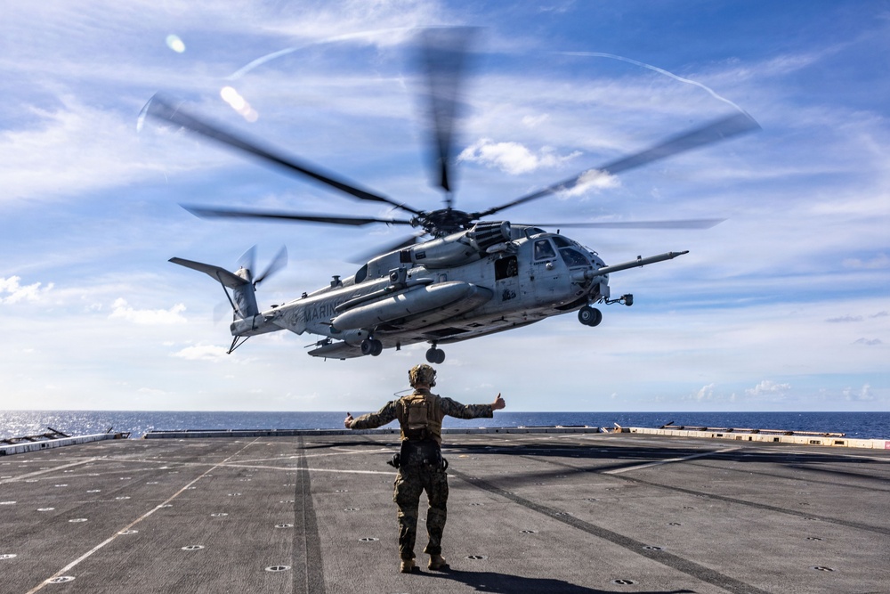 USS San Antonio Conducts Fast Rope Training Evolution