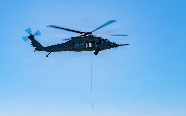 Steel Knight 25: Fast Roping and Hoist Training