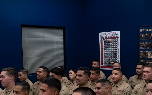 The 39th Commandant of the Marine Corps visits Recruiting Station Los Angeles