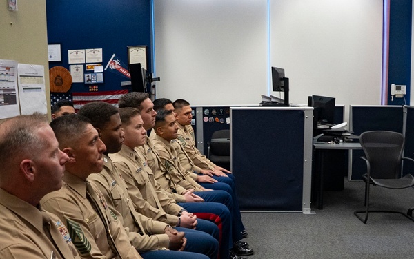 The 39th Commandant of the Marine Corps visits Recruiting Station Los Angeles