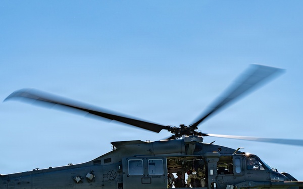 Steel Knight 25: Fast Roping and Hoist Training