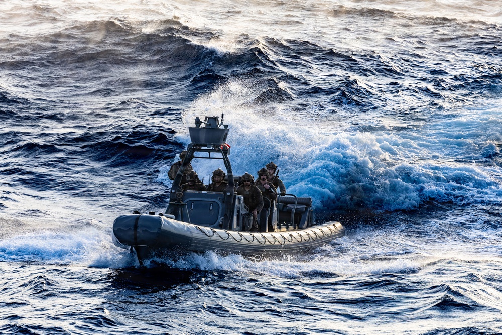USS San Antonio Conducts Fast Rope Training Evolution