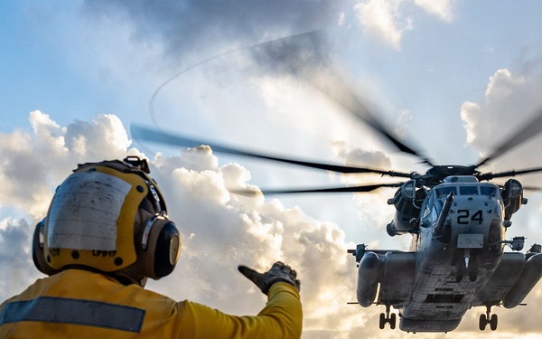 USS San Antonio (LPD 17) conducts flight operations