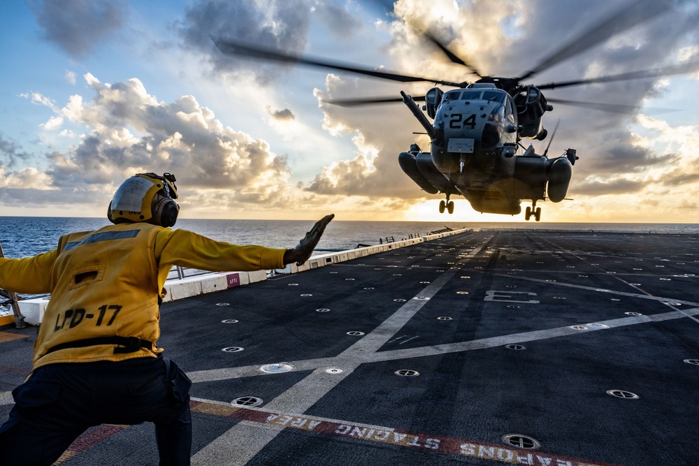 USS San Antonio (LPD 17) conducts flight operations