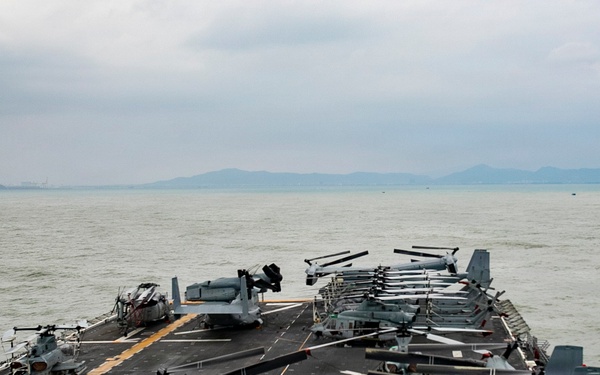 USS Tripoli and 31st MEU Man the Rails into Vietnam