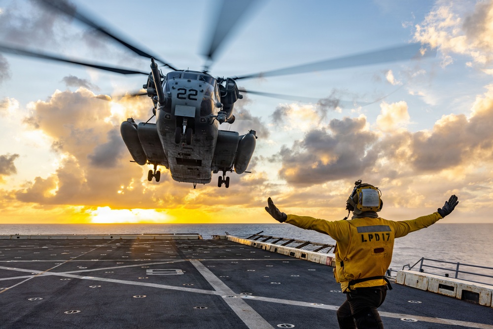USS San Antonio (LPD 17) conducts flight operations