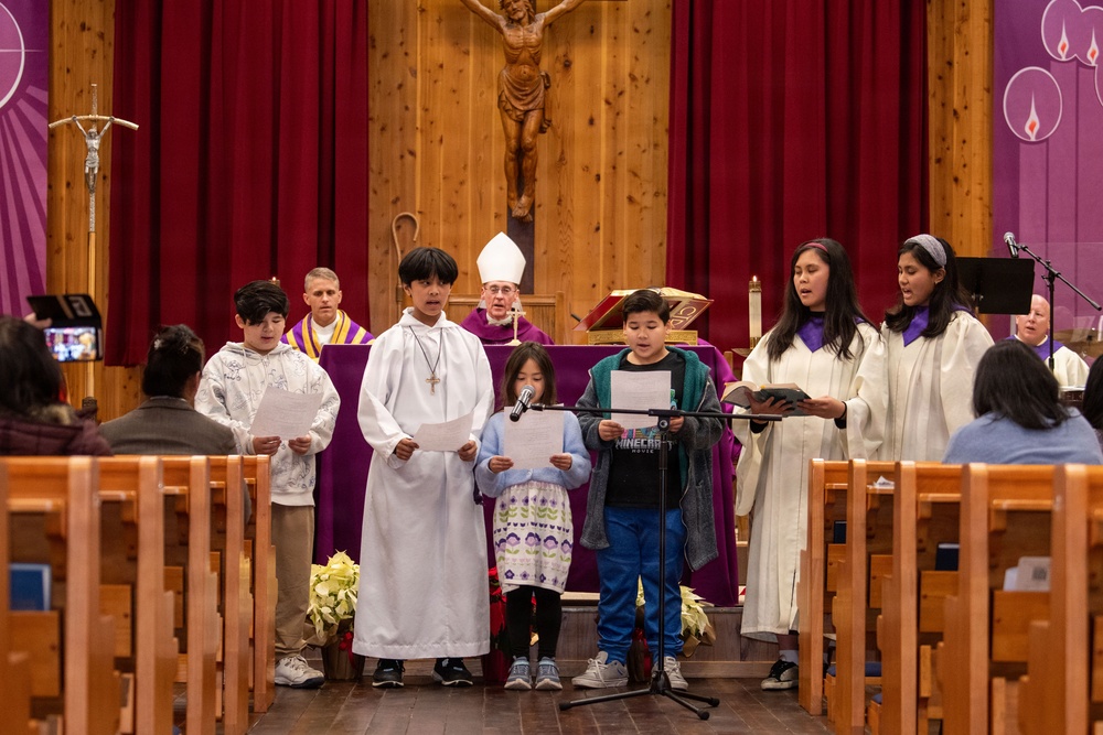 Bishop William Muhm Visits NAF Atsugi