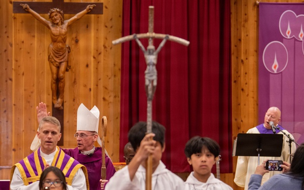 Bishop William Muhm Visits NAF Atsugi