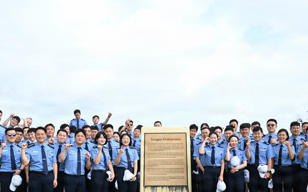 ROKAF Air University students tour Andersen AFB
