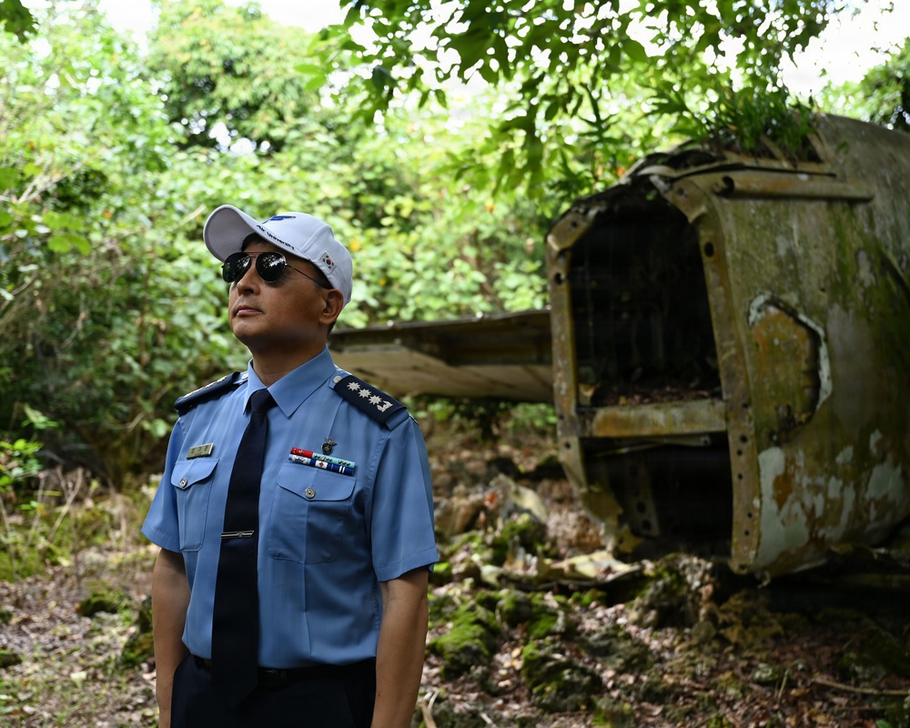 ROKAF Air University students tour Andersen AFB