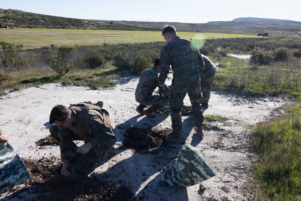 Steel Knight 25: Aces Conduct FARP Establishment and Ground Refueling