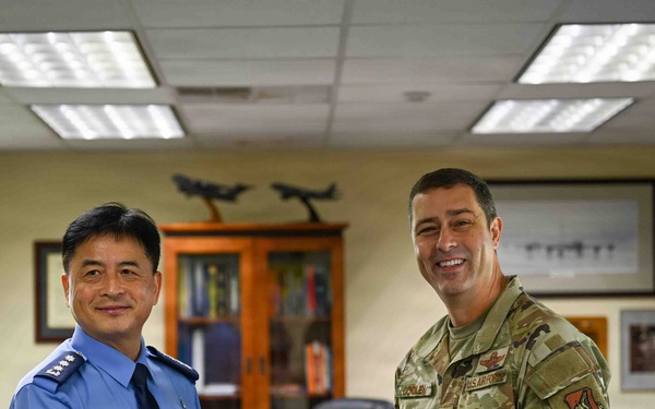 ROKAF Air University students tour Andersen AFB