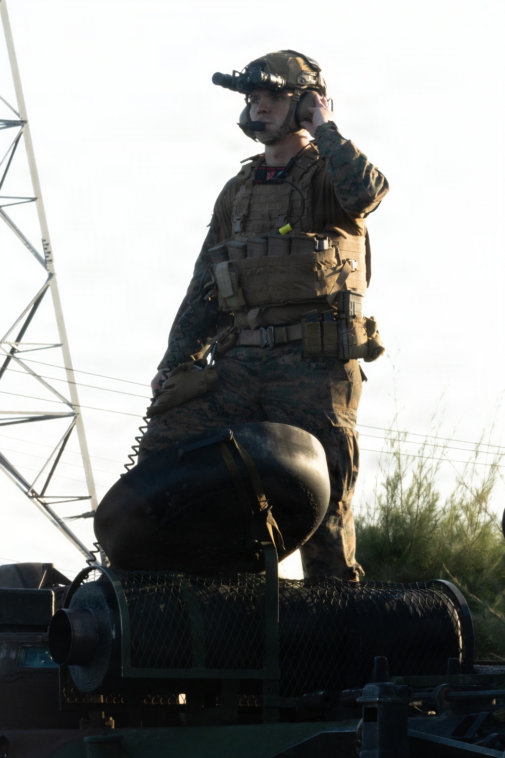 31st MEU | Kilo Company conducts mechanized raid