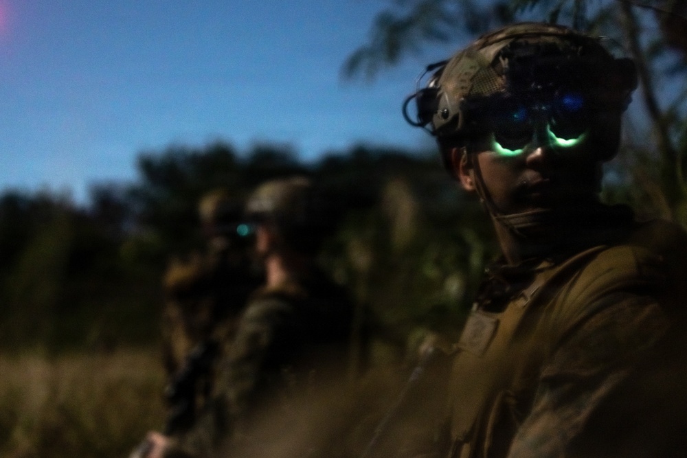 31st MEU | Kilo Company conducts mechanized raid