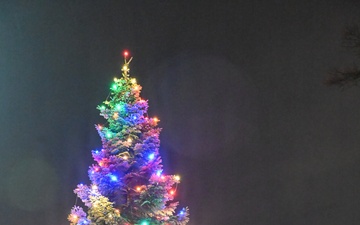 USAG Stuttgart hosts annual Christmas tree lighting