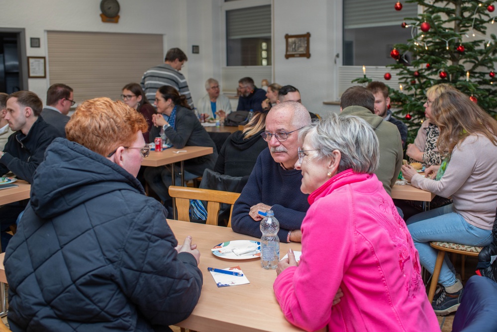 USAG Rheinland-Pfalz’ Operation Good Cheer initiative connects Soldiers with German families for Christmas