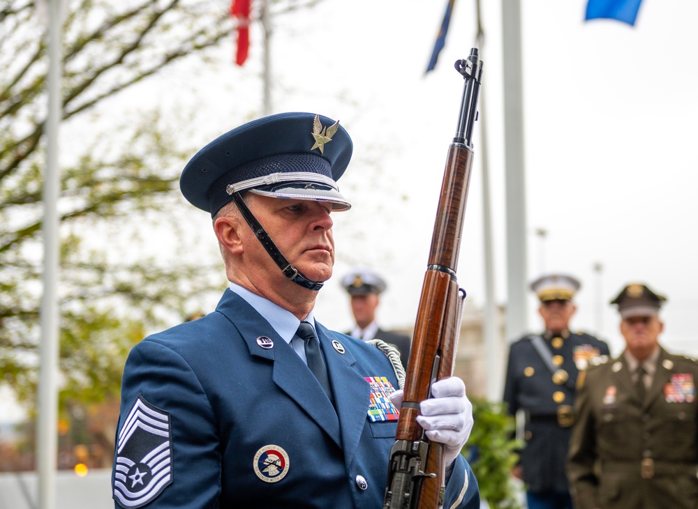 South Carolina National Guard participates in wreath laying ceremony in honor of fallen service members