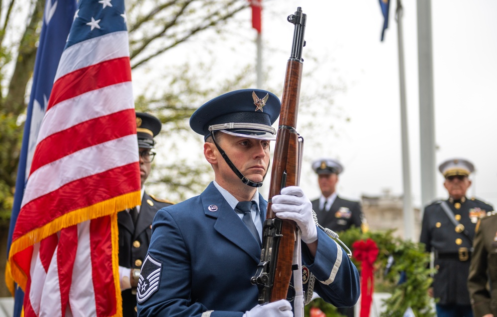 South Carolina National Guard participates in wreath laying ceremony in honor of fallen service members