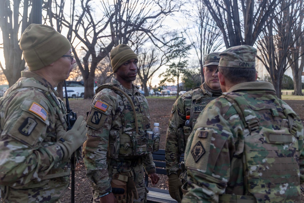Mississippi Senior Leadership visits Miss. National Guardsmen Supporting Joint Task Force - DC