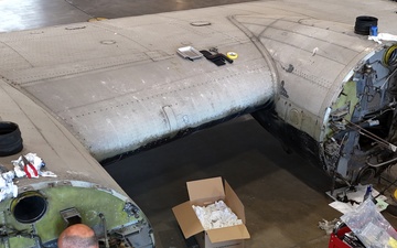 Boeing B-17D "The Swoose" in Restoration