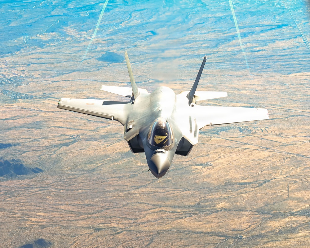 Arizona Cardinals Visit Goldwater Air National Guard Base