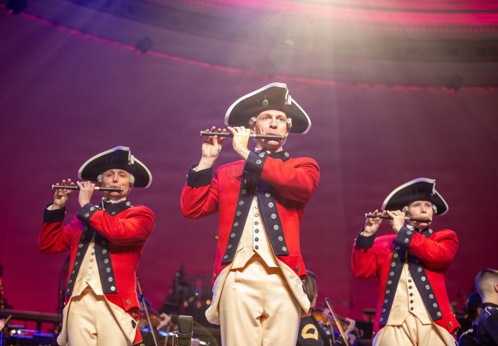 Fife and Drum in American Holiday Festival 2025