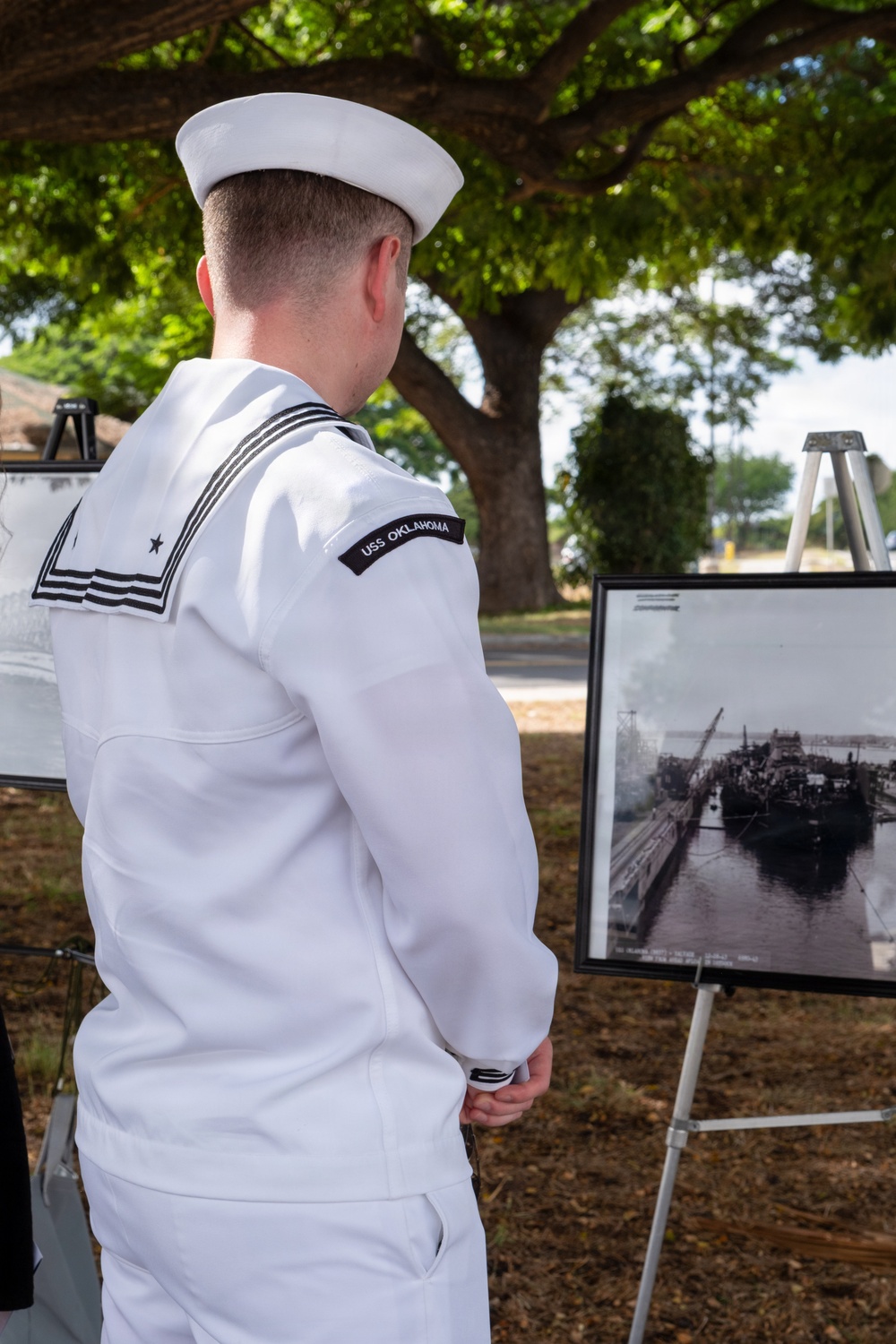 USS Oklahoma Sailors and Marines Honored on 84th Anniversary of Pearl Harbor