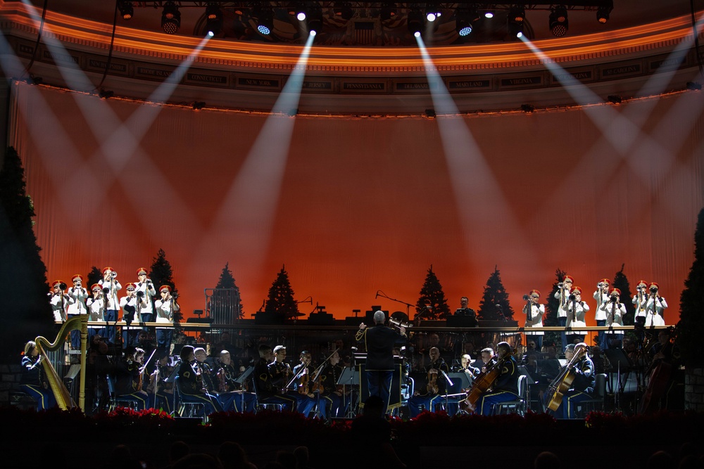 Fife and Drum in American Holiday Festival 2025