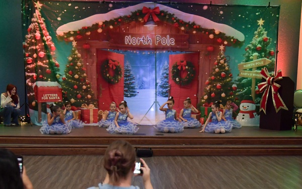 Military families receive holiday joy