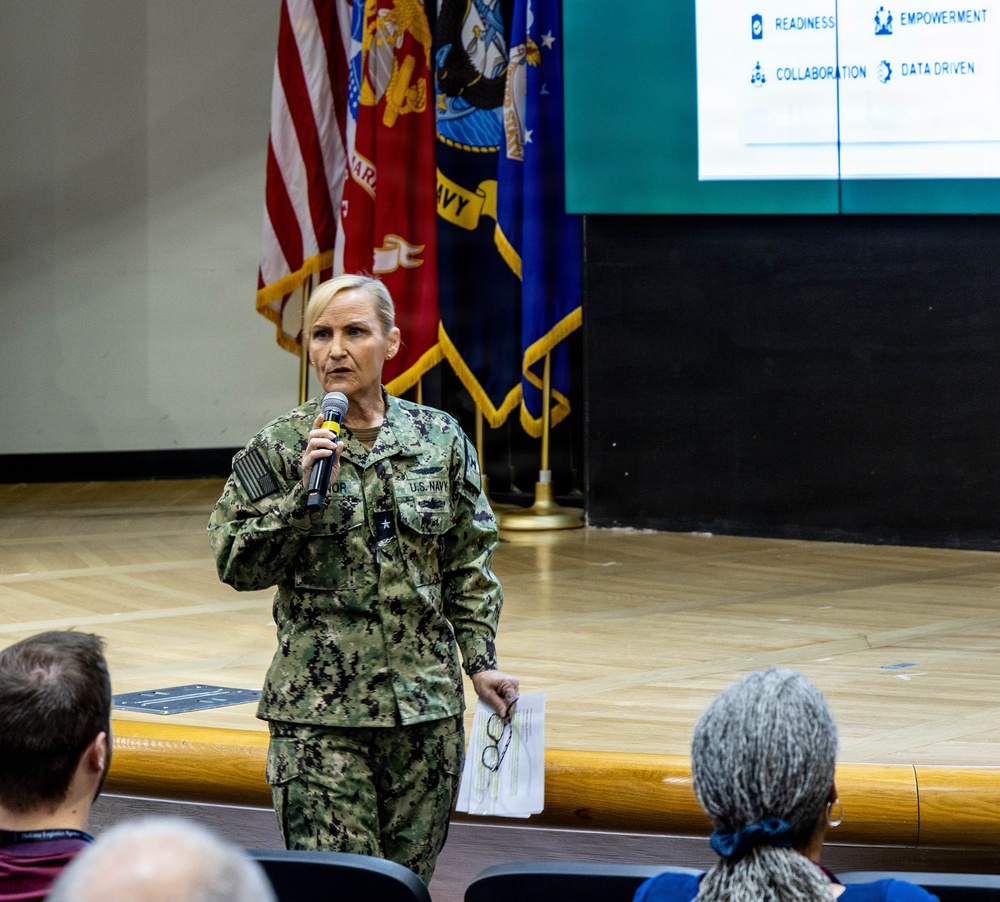 READY Forum connects employees to DLA mission, culture